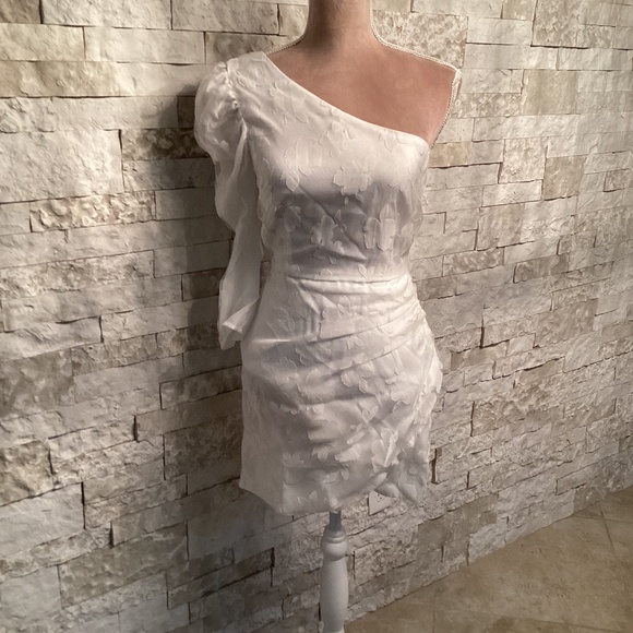 DO+BE White One-Shoulder Mini Dress - Picture 1 of 12